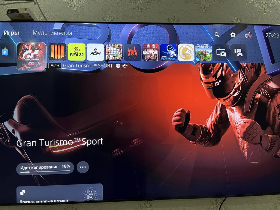 Пс5 двумя джостиками и 10играми