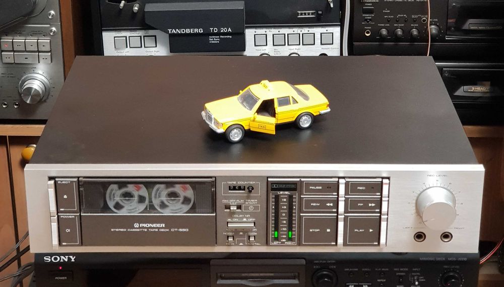 Casetofon Deck Stereo Vintage PIONEER CT550 SILVER (Made in Japan)