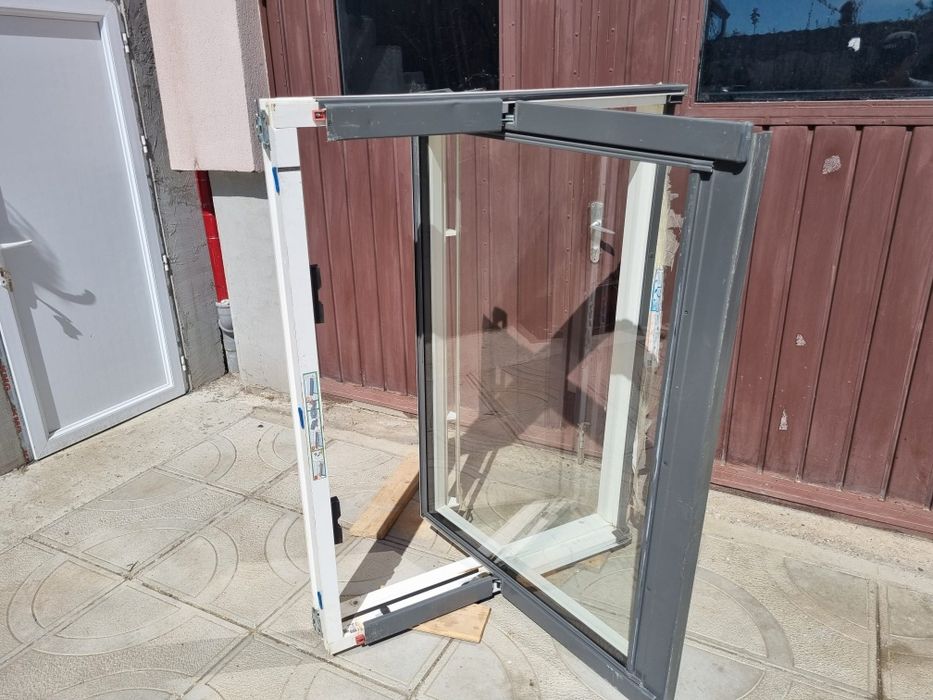 Geamuri mansarda Velux 1000/1350