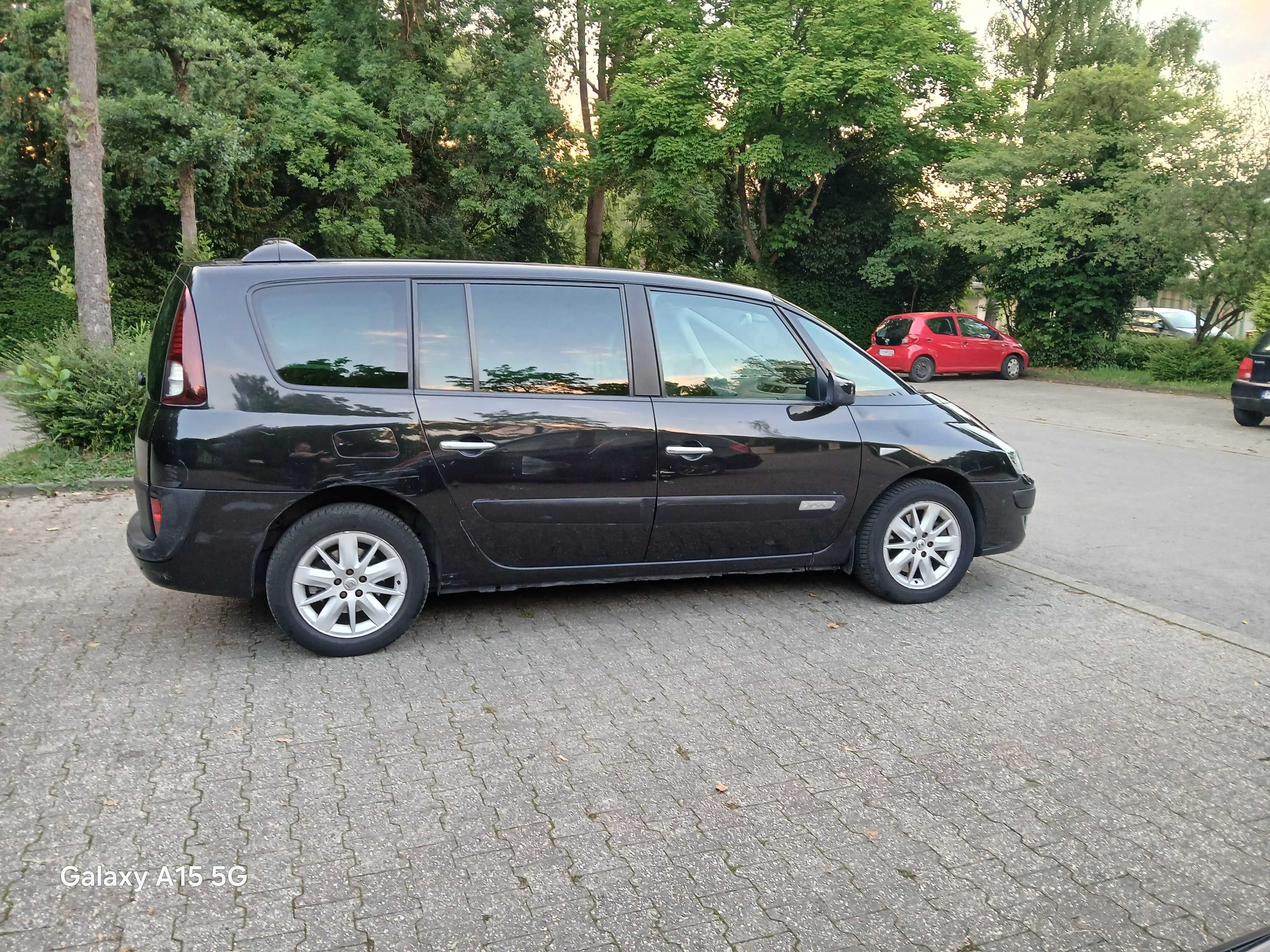Renault Espace IV 2010 BVA 2.0 dci 150hp 7 места автоматик.
