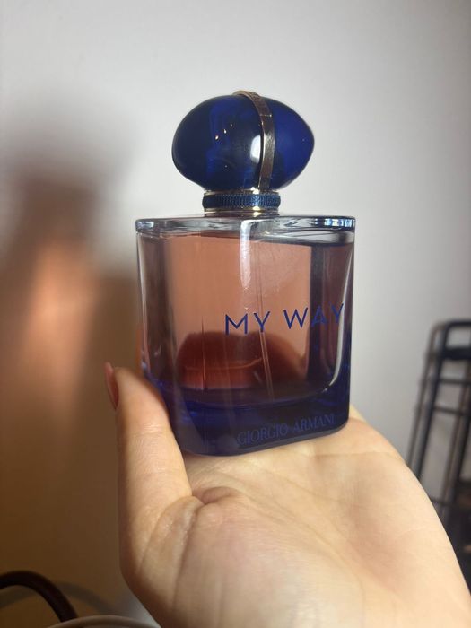 Apa de Parfum intensa