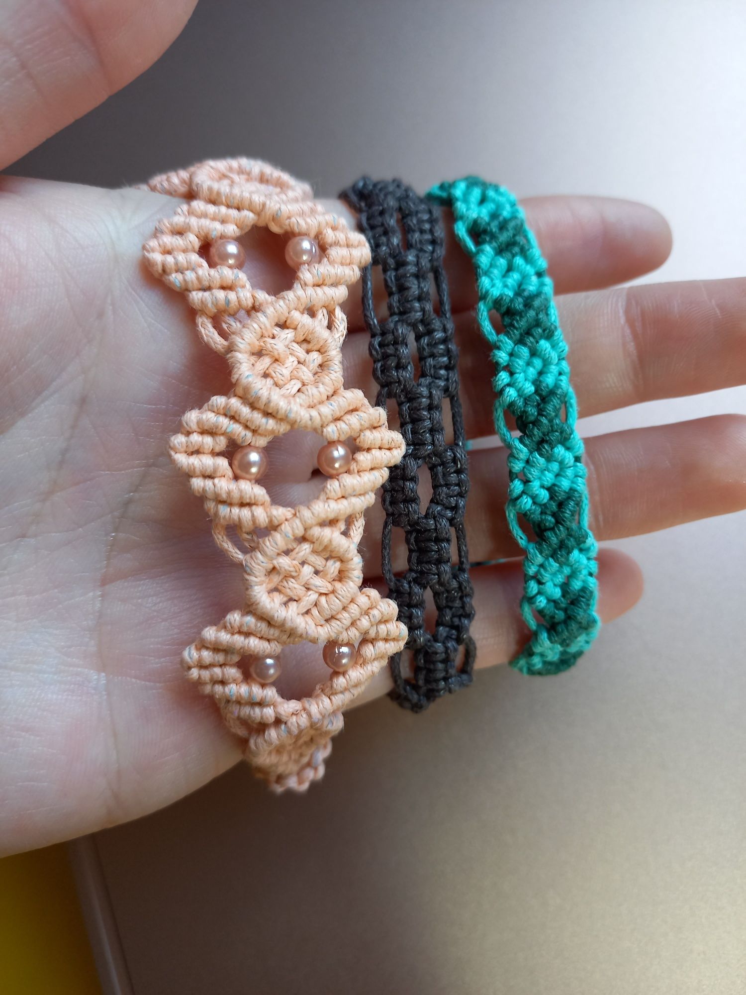 Set Frozen bratari macrame hand-made