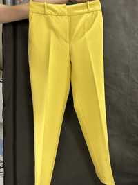 Жълт елегантен панталон