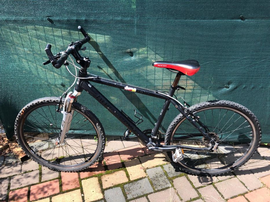 Bicicleta si pompa de vanzare