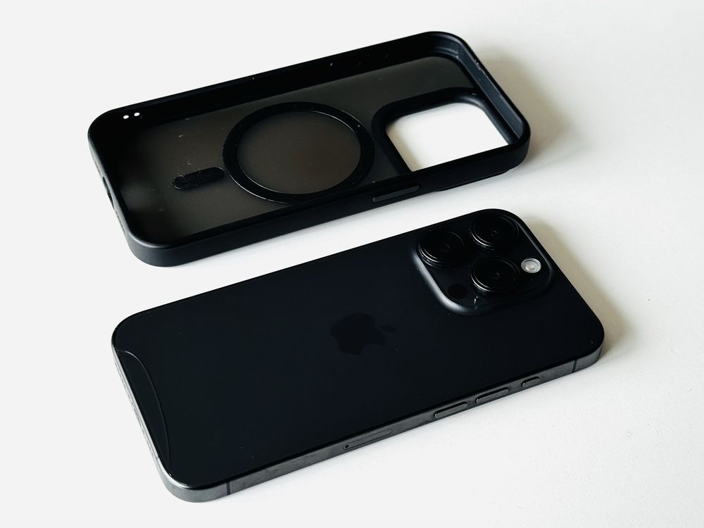 Iphone 15 Pro 512GB Black Гаранция 6 месеца