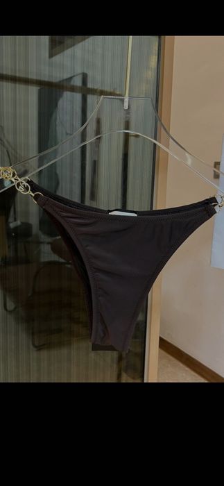 Costum de baie Gucci model 2026