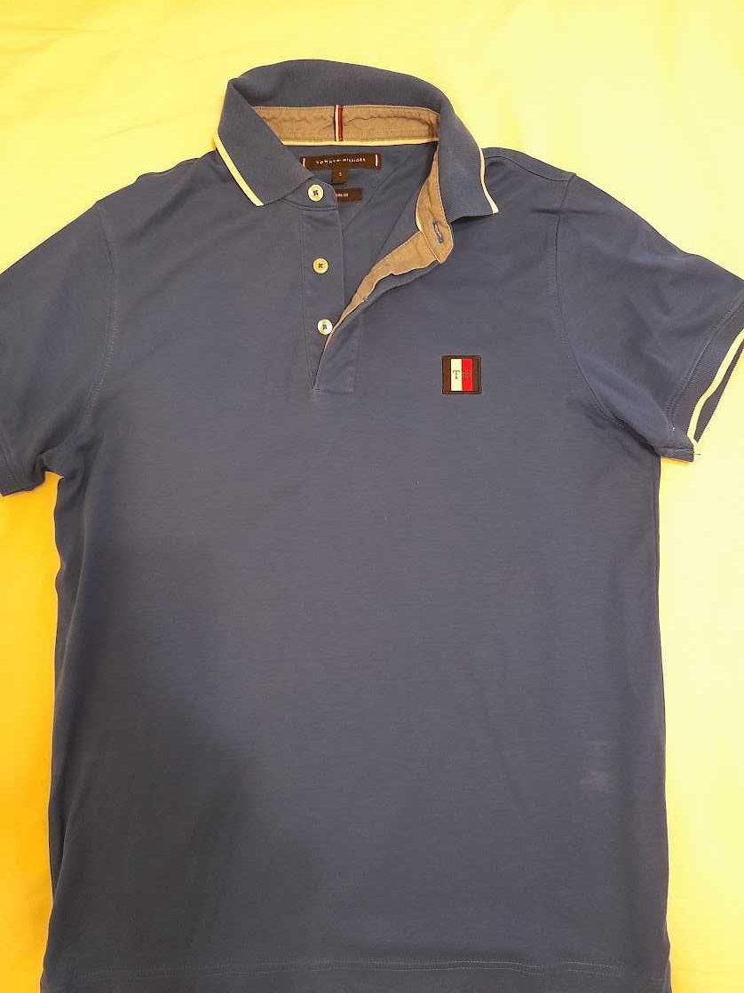 Lot tricouri Tommy Hilfiger in marime S