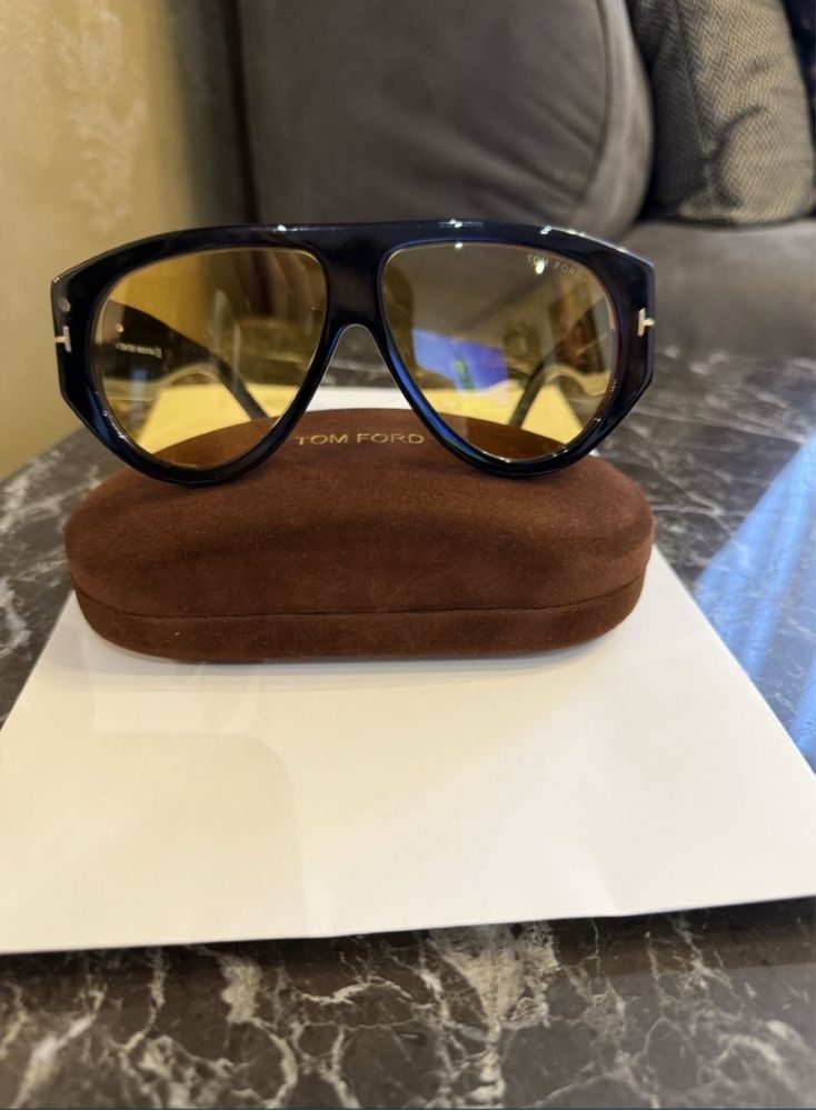 tom ford слънчеви очила FT1044 Bronson оригинални