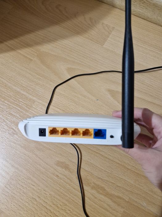 Роутер TP-Link TL-WR740N