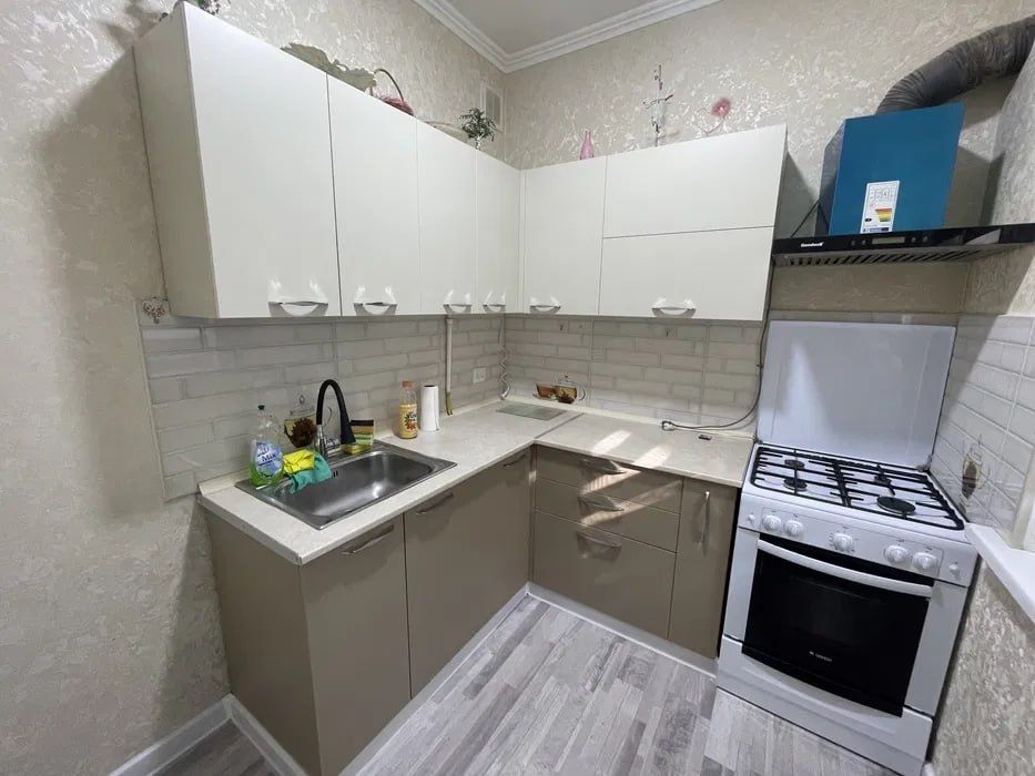 Продается квартира Чиланзар 9 кв 3/3/4 площадь 67м2