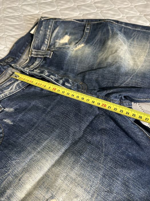AJ Armani Jeans оригинални дънки в перфектно състояние