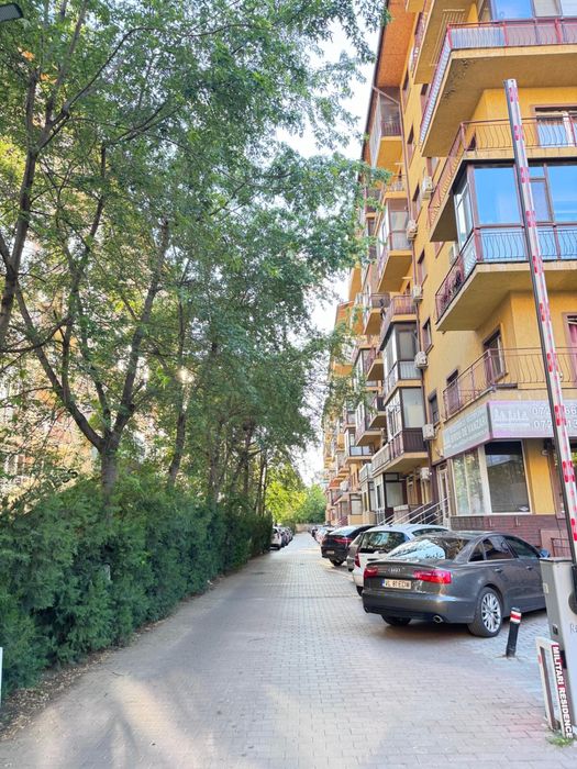 PROPRIETAR - Vand Ap. 4 camere Str. Rezervelor 70 Militari Residence