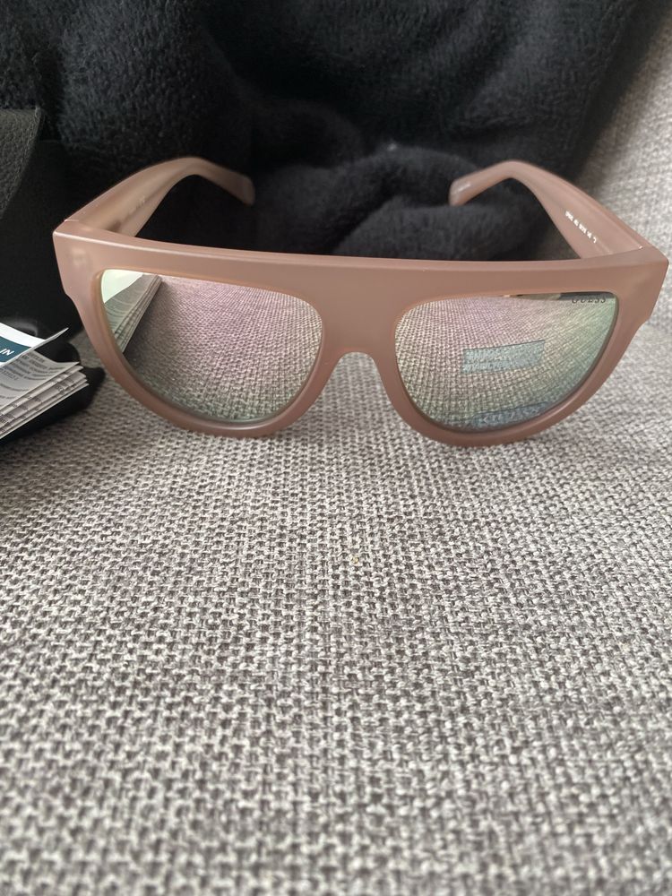 Страхотни оригинални Слънчеви очила Guess