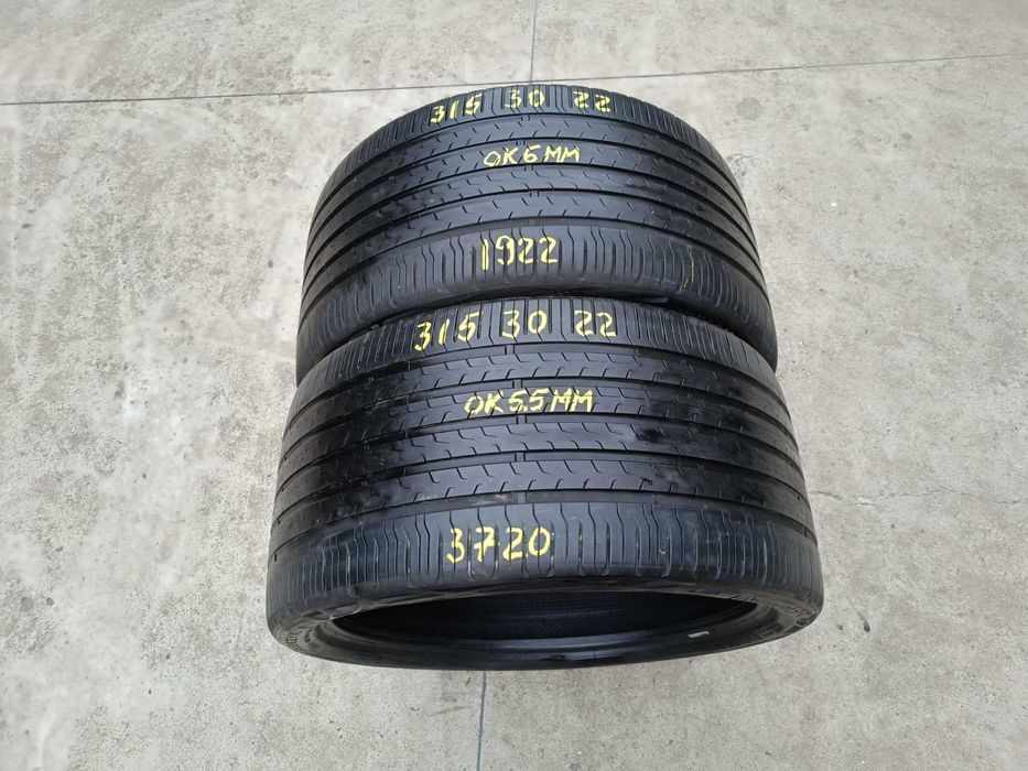 Doua anvelope de vara 315 30 22 continental ecocontact 6