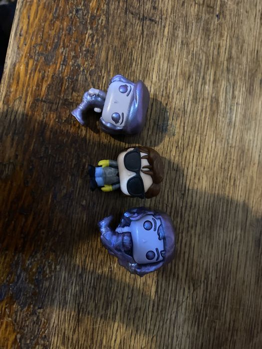 Обмен фигурок очень странные дела