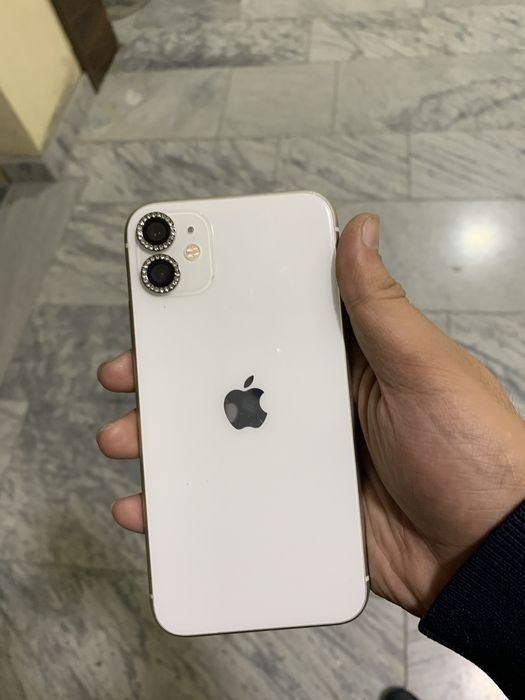 iPhone 11 ozi  oladganla