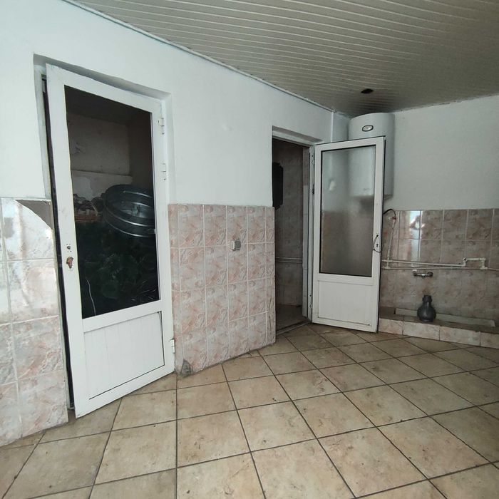 Продаётся Кафе 6.3 соток Малика рынок