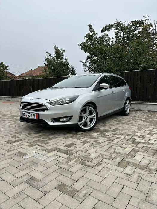 Ford Focus Vănd Ford Focus Titanium 2L 150CP