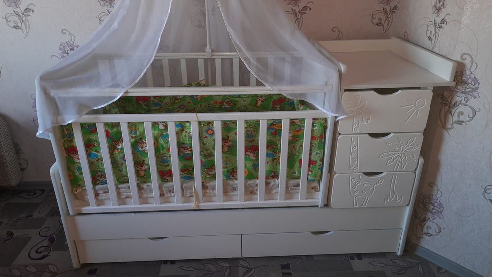 Продам детскую кроватку