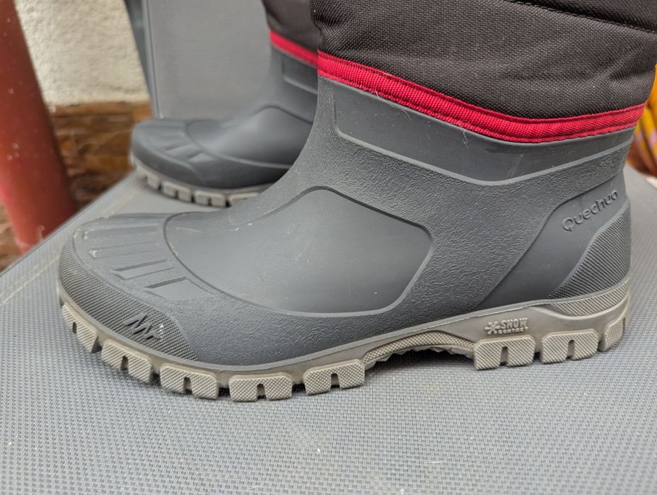 Cizmele pentru bărbați Quechua 42 43