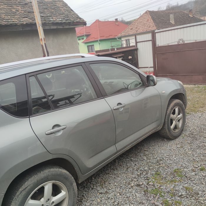 Toyota Rav 4 2.0 Benzin , schimb cu ATV , remorca