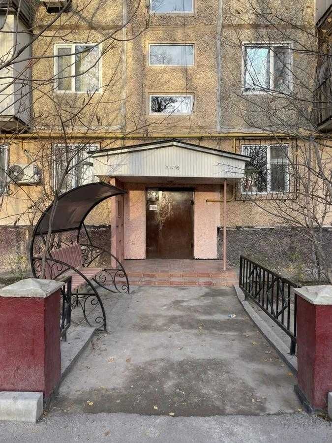 3-комнатная квартира, 63 м², 3/5 этаж, 1й Микрорайон Акбулак