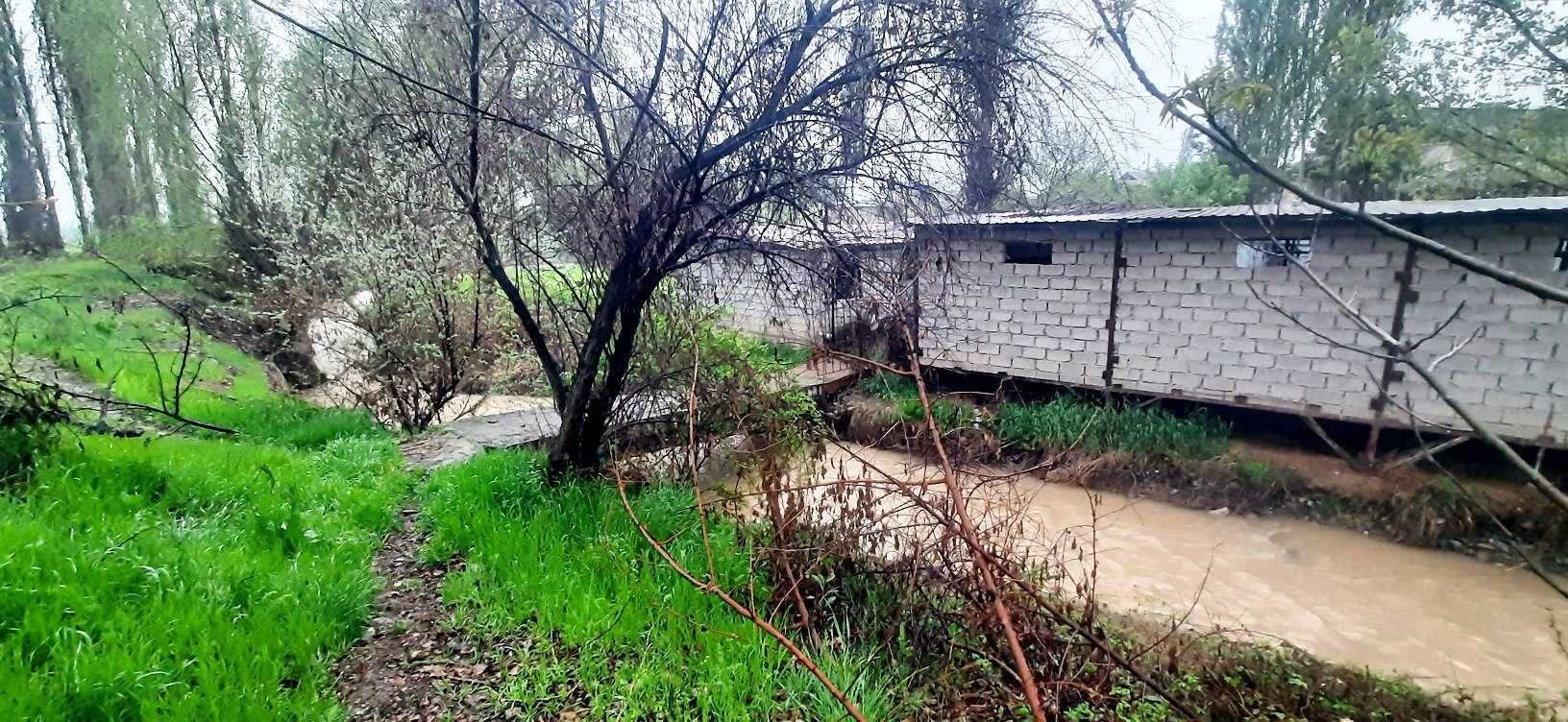 Паркент Дачный Участок 20 соток + с кадастр жилой В доль дороги