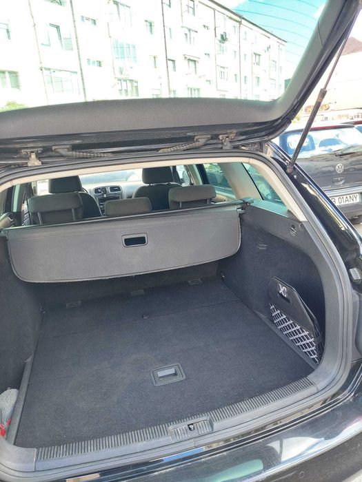 Volkswagen Golf 6 1.6 TDI BlueMotion – 2011, stare bună, consum mic