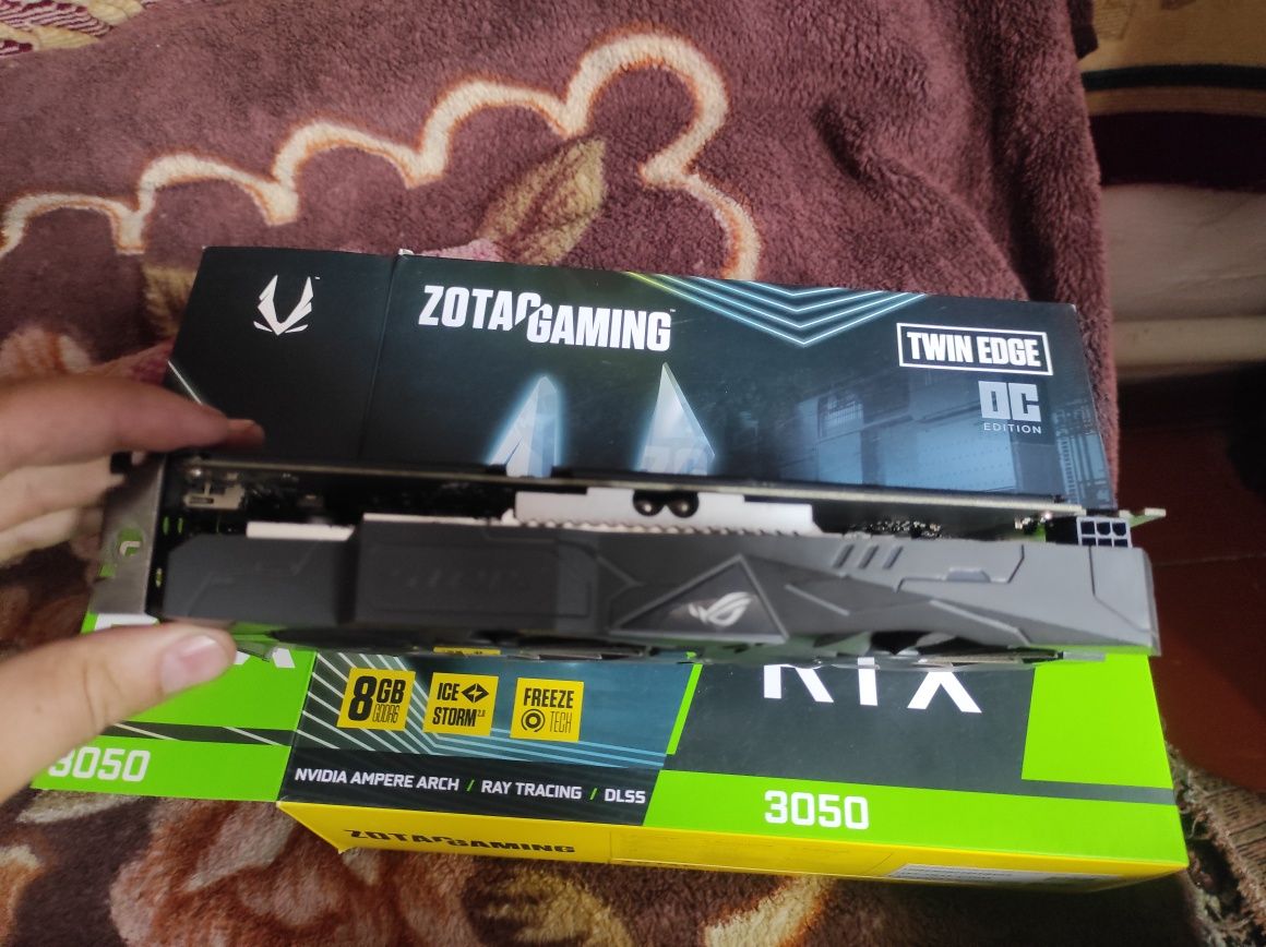 Продам видеокарту GTX1050 TI 4GB