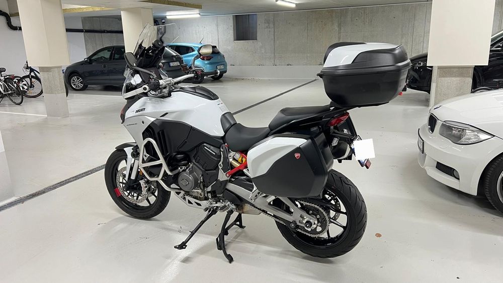 Ducati Multistrada V4S travel&radar + topcase 06.2022