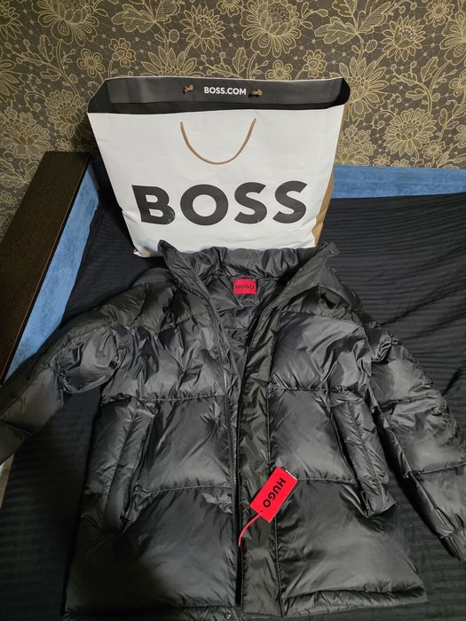 Пуховик Hugo из натурального пуха