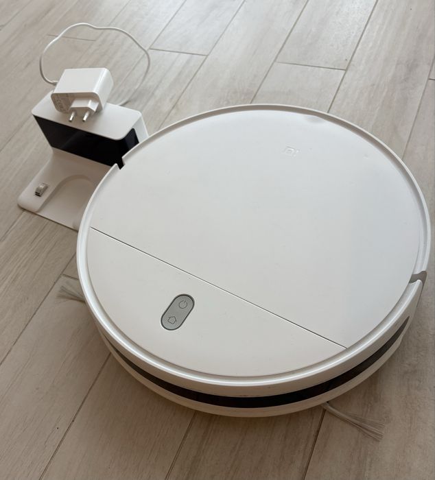 Aspirator Xiaomi Mi Robot Vacuum-Mop Essential