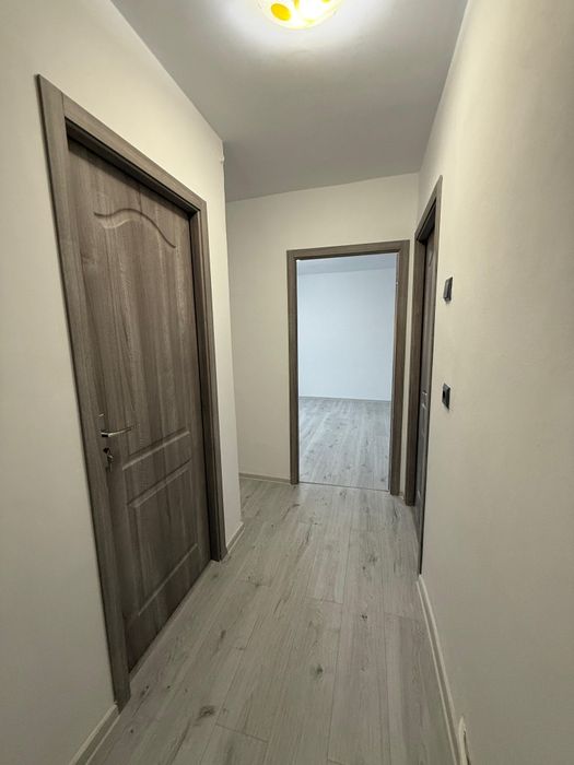 Proprietar - vand garsoniera moderna strada 9 Mai