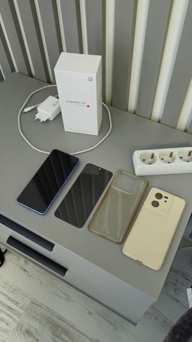 Vand Xiaomi 13T Albastru