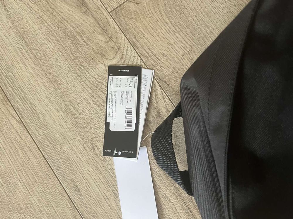 Чисто нови раници Adidas