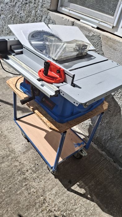 Vând circularu fierăstrău