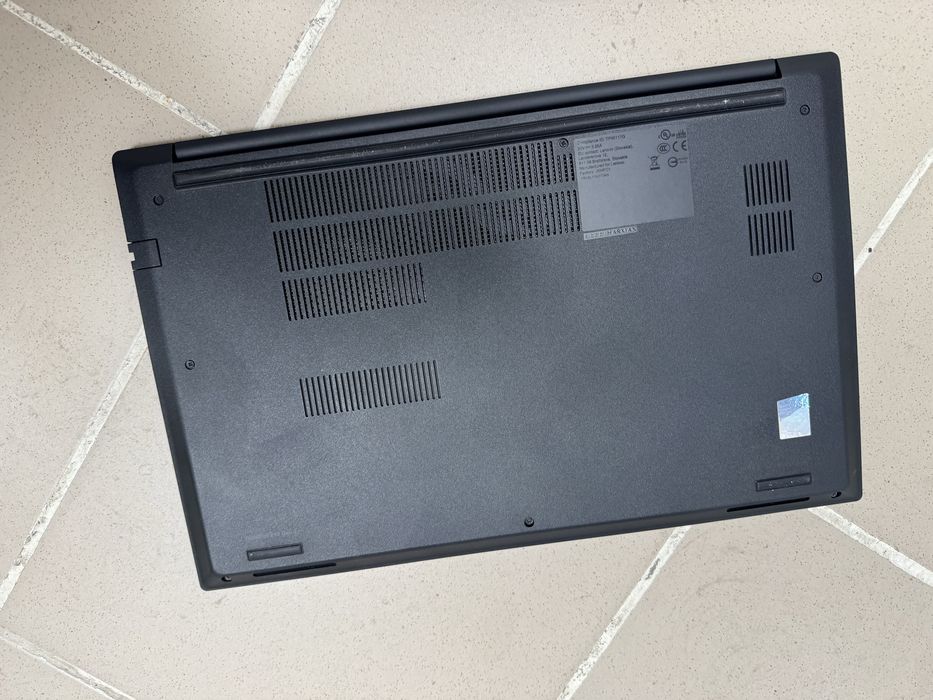 Лаптоп Lenovo ThinkPad E15 4-th Generation / 15,6”, i5