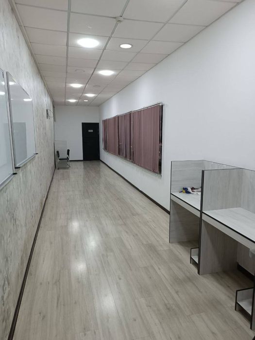Аренда под офис метро Хамид Олимжон, Дархан 45м2 750$ 2 этаж 1 линия