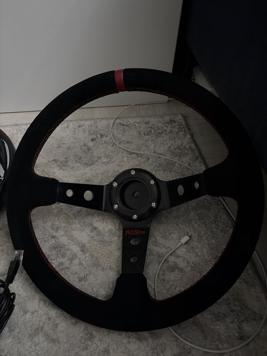 Руль pxn v10. Полупрофессиональный кок-пит