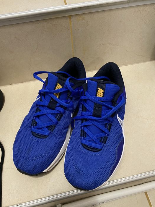 Маратонки Nike 40 размер