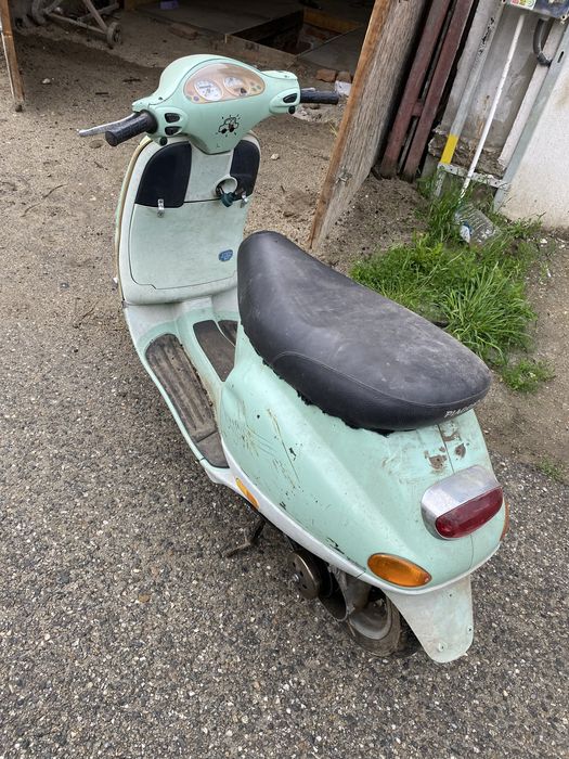Piaggio vespa , scuter retro