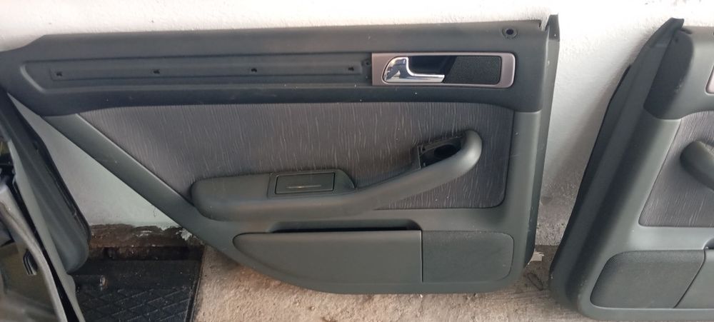 4 кори нерсзлепени за Аудиа6 ц5