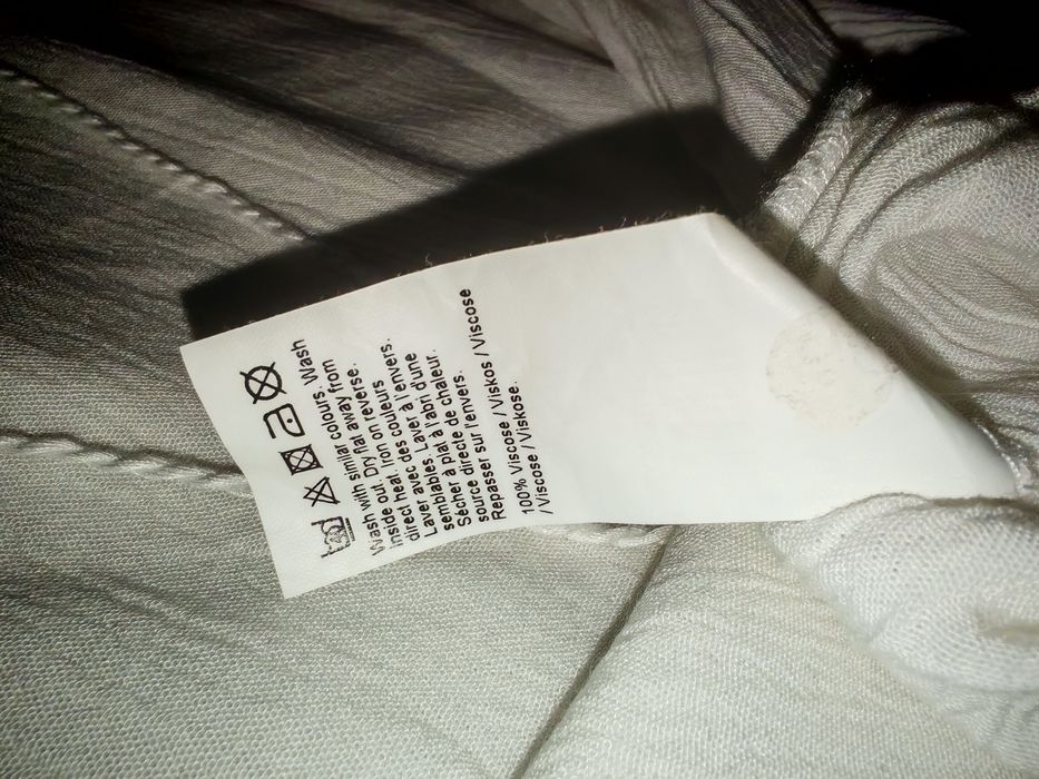 Ie populara mărimea 40 purtata o data