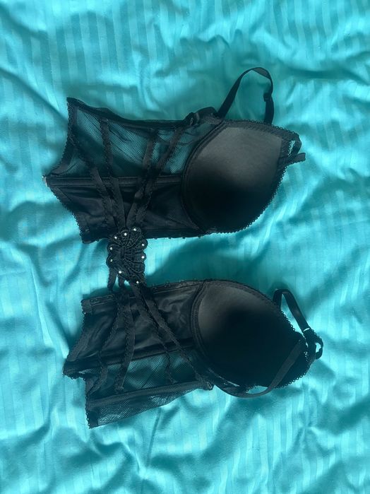 Corset negru cu plasa si model la spate