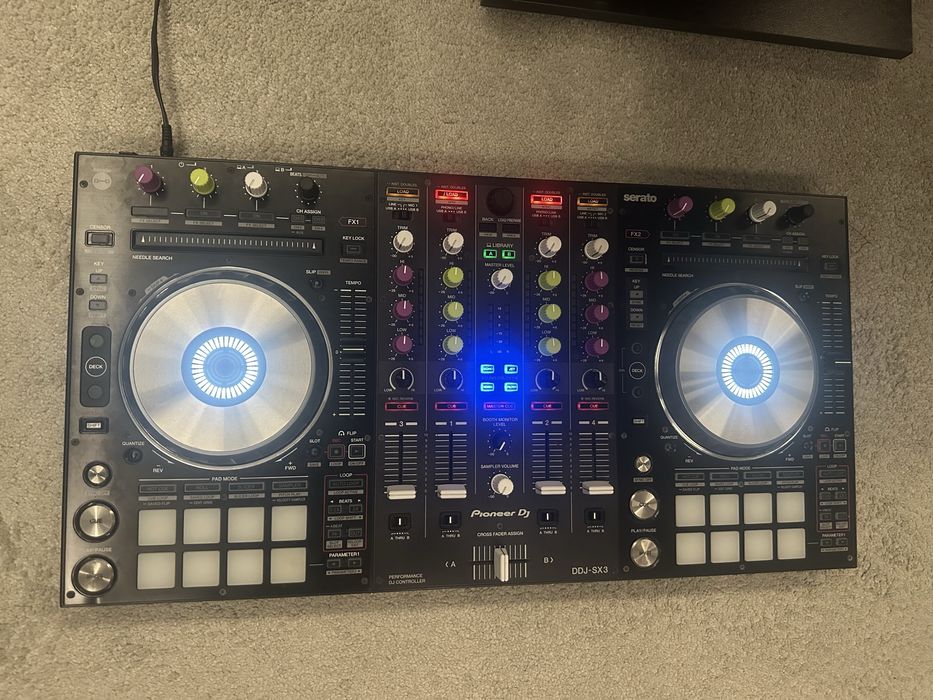Конзола Pioneer DDJ-SX3