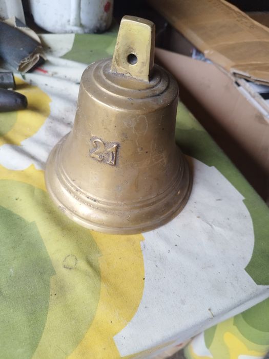 Clopote originale diferite modele preț de la 200 lei bucata