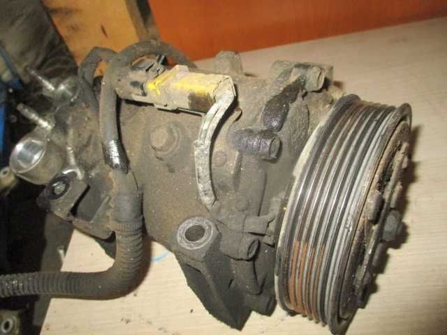 Compresor aer conditionat clima Peugeot 407 motor 1,6 diesel HDI