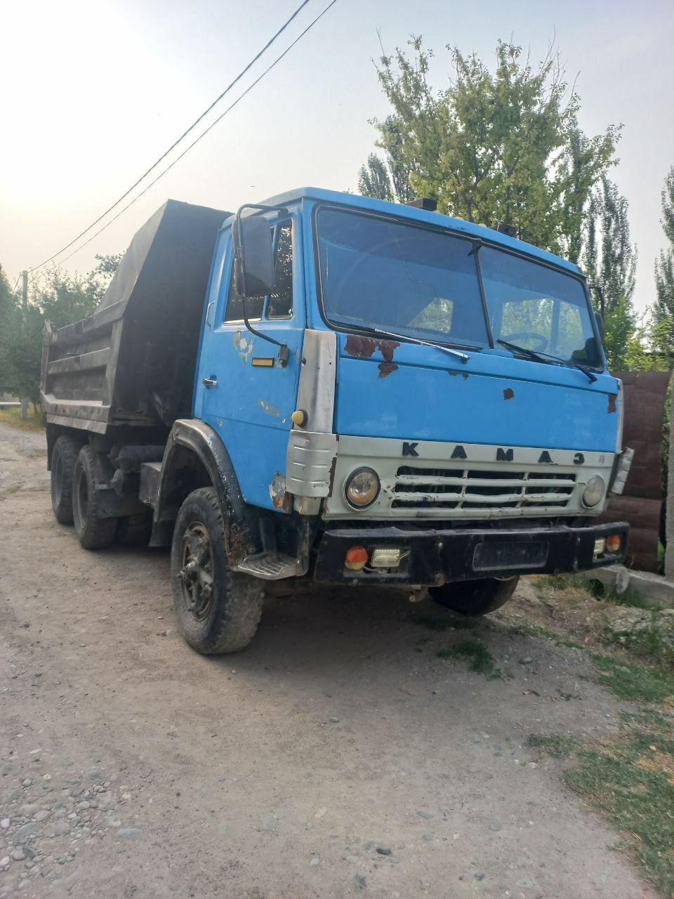 Samasval Kamaz srochni sotiladi.