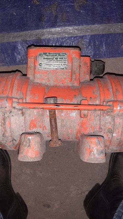 г Семей. Продам ВИБРАТР.