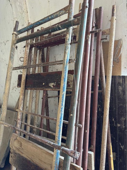 Леса железные, строительные